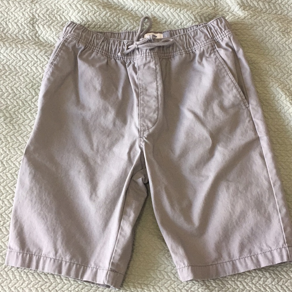 Gray shorts